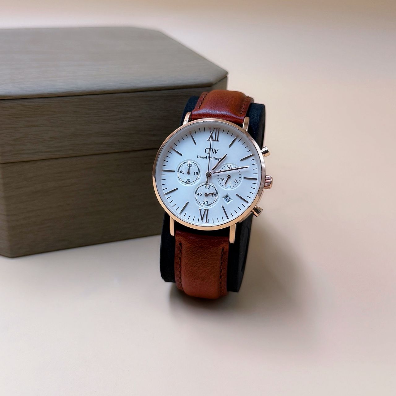 Daniel Wellington Men's Chronograph Watch - Brown