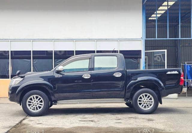 2018 Toyota Hilux Double Cab Vigo | Japan Import