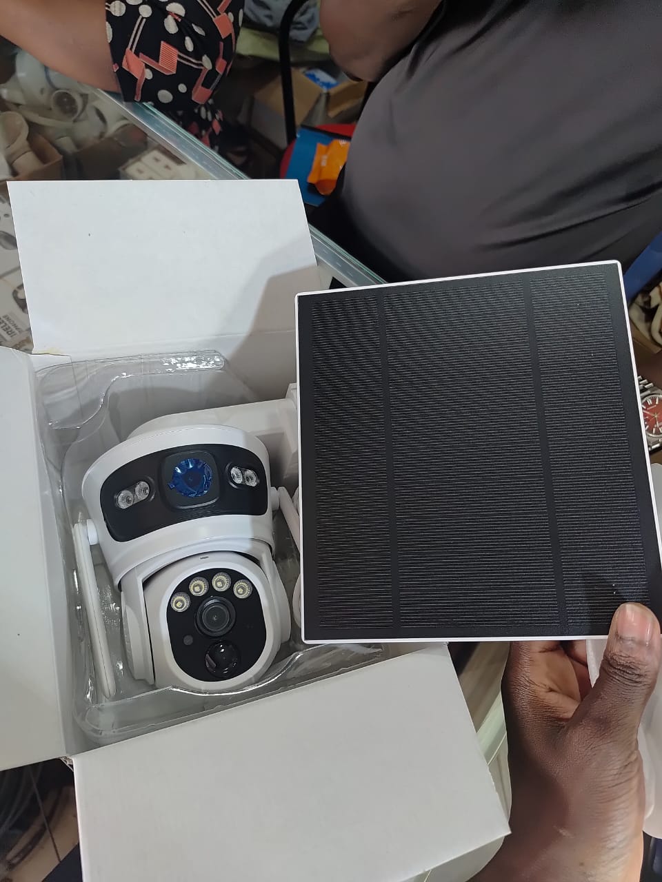 New View Dual Lens 4G SIM Card Solar Security Camera