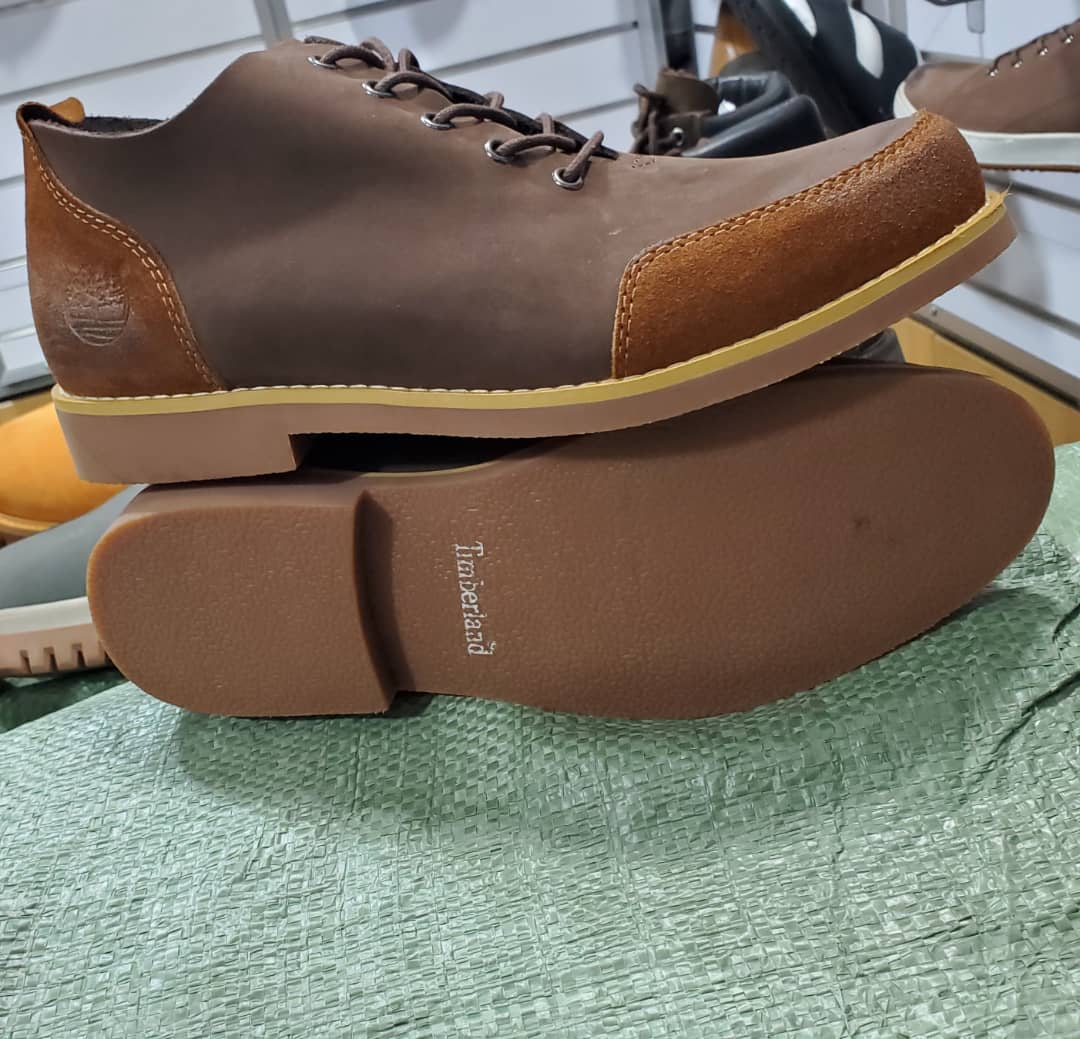 Timberland Oxford Shoes Dark Brown - Lifestyle View