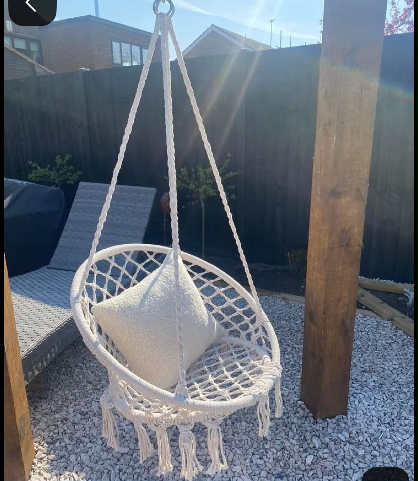 Macramé Hanging Chair – Cream, Garden Cushioned