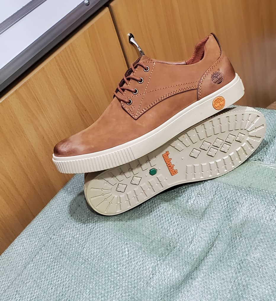 Men's Timberland Tan Leather Lace-Up Sneakers original photo