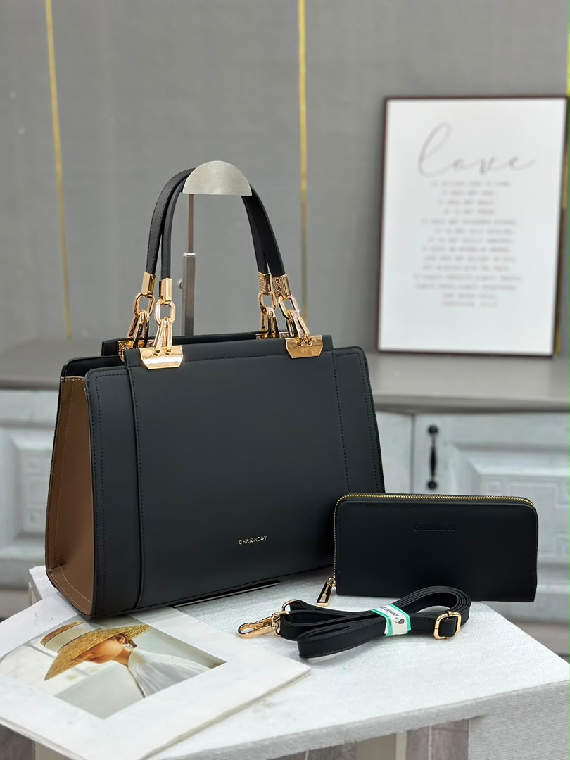 Chrisroby handbag set in black with wallet and shoulder strap