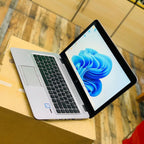 HP EliteBook 840 G3 - Side ports view
