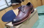 Original photo of brown plain-toe lace-up gentle shoes