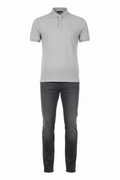 Grey shirt and charcoal grey jeans outfit combo