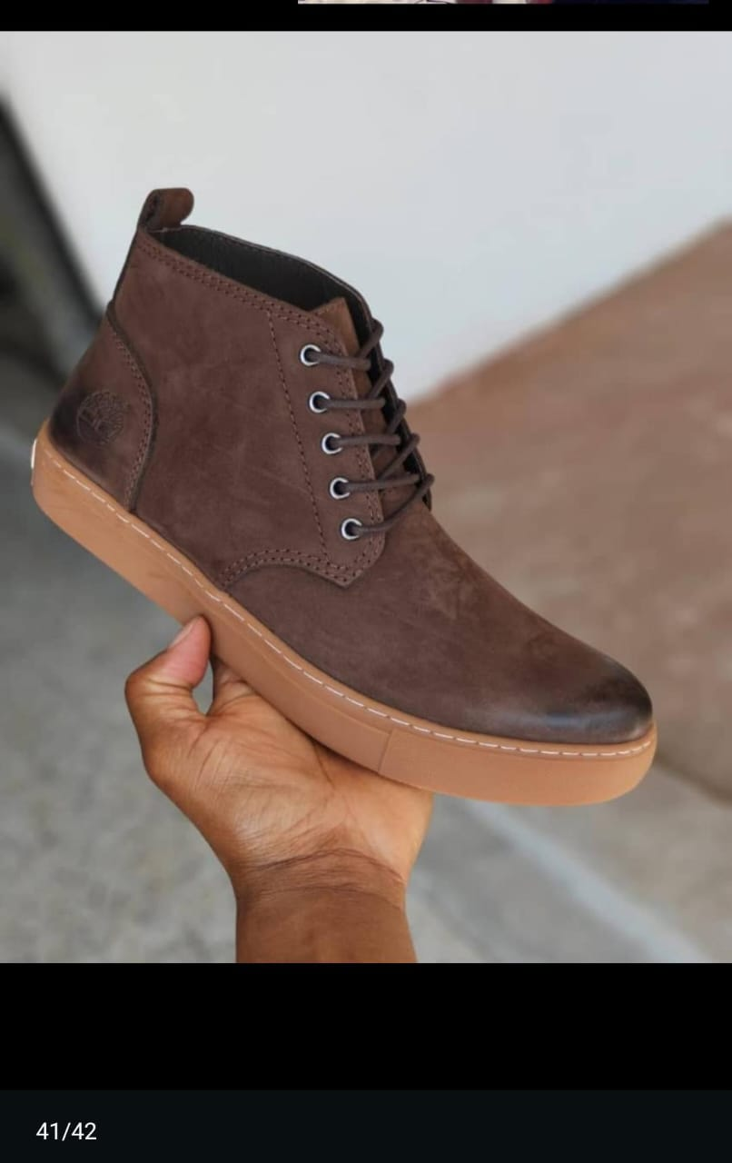 Men's Brown Suede Chukka Boots original photo